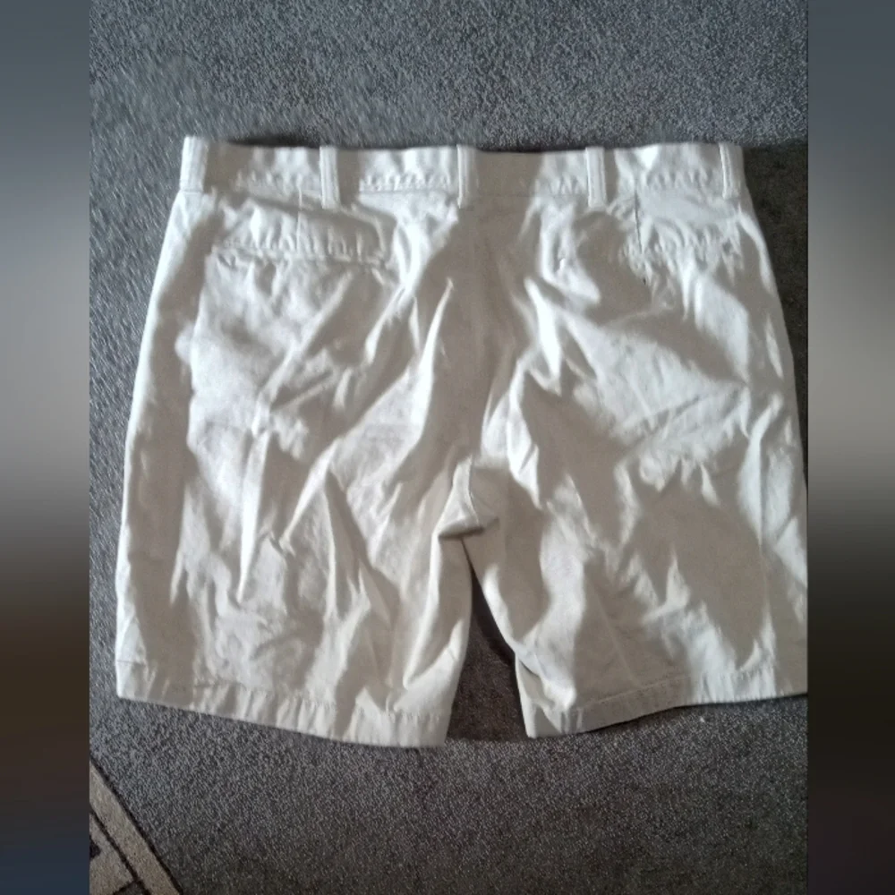 J. Crew Cream Flat Front Men Shorts